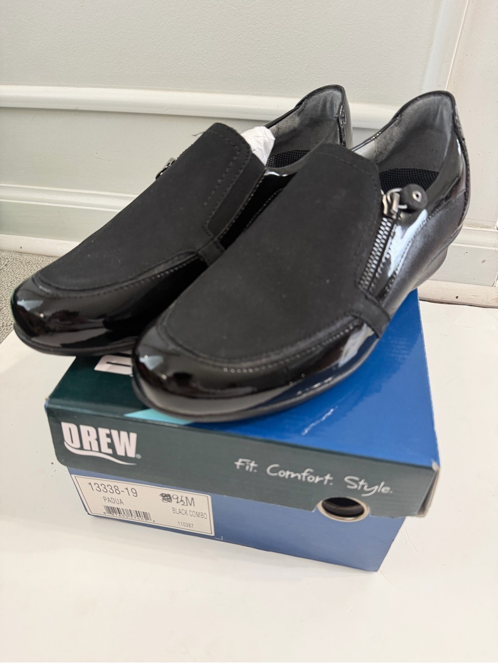 Drew Women's Padua 10.5W Black Calf/Patent Zip Diabetic Comfort